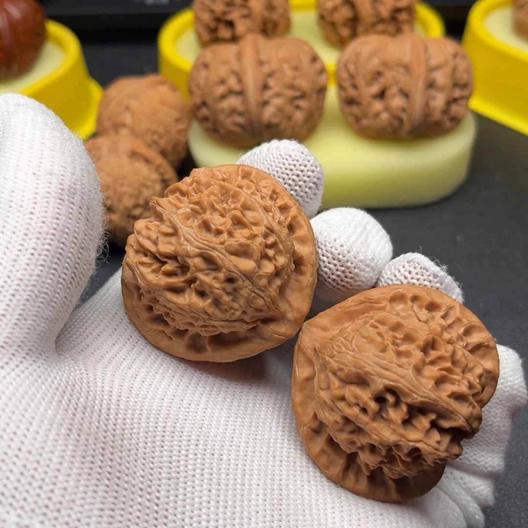 文玩核桃吊坠宫灯