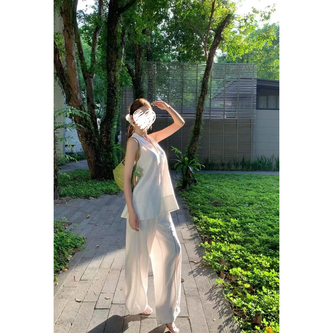 时尚百搭设计感白色休闲裤       80201