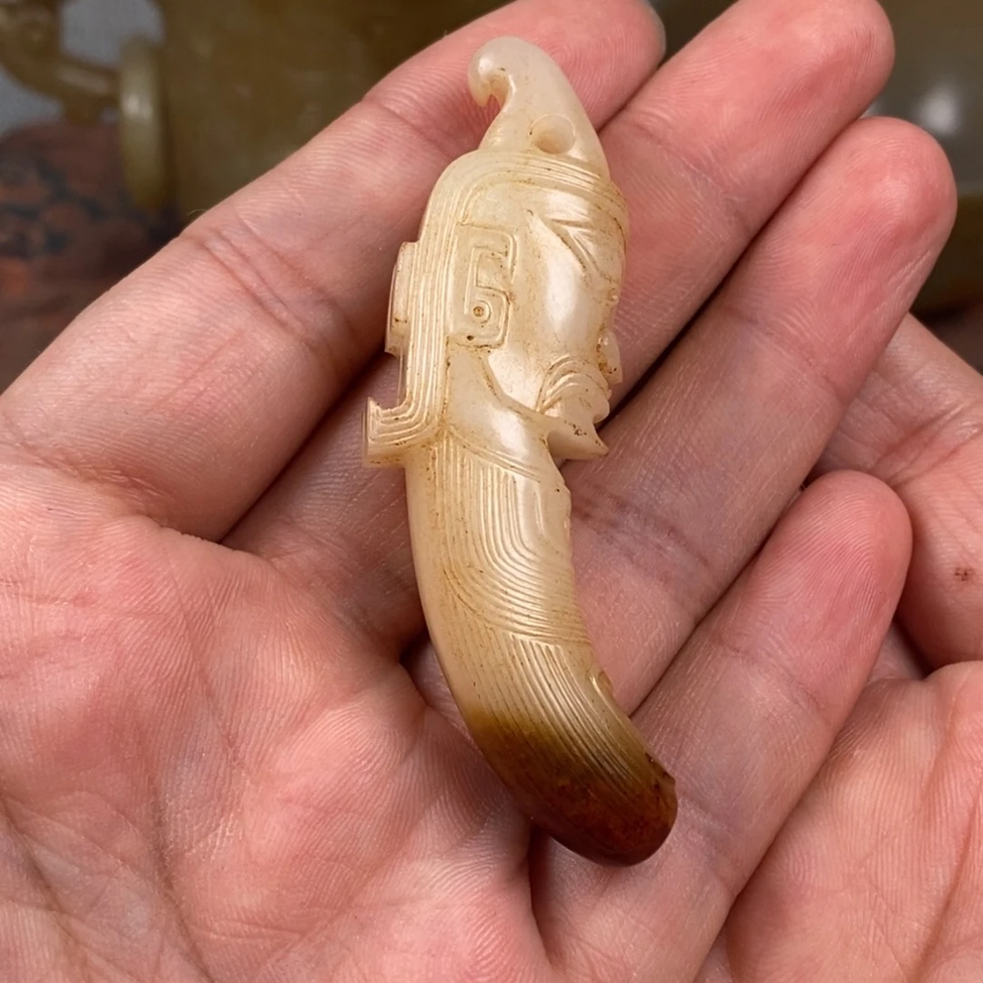 小***他非常精美的脖挂件
