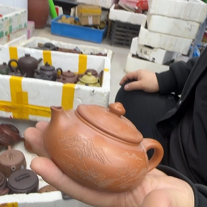 紫砂茶壶。宜兴紫砂壶原矿紫砂壶