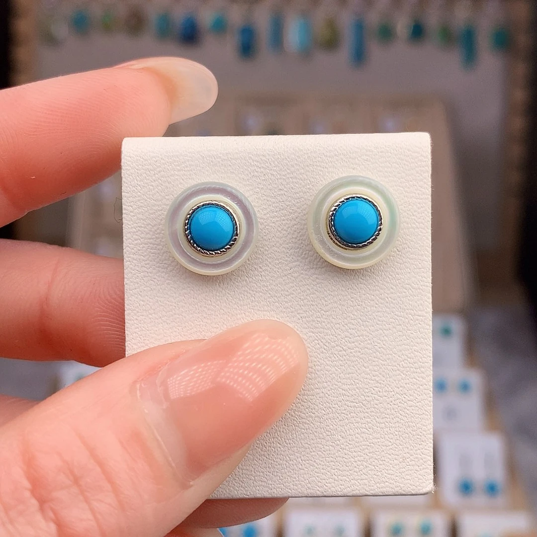 未镶嵌绿松石耳饰