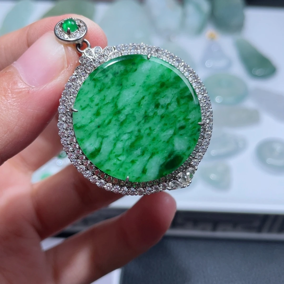 定制翡翠未镶嵌银