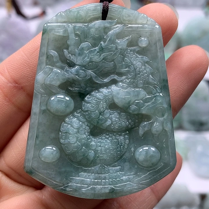 翡翠未镶嵌颈饰龙行天下福利