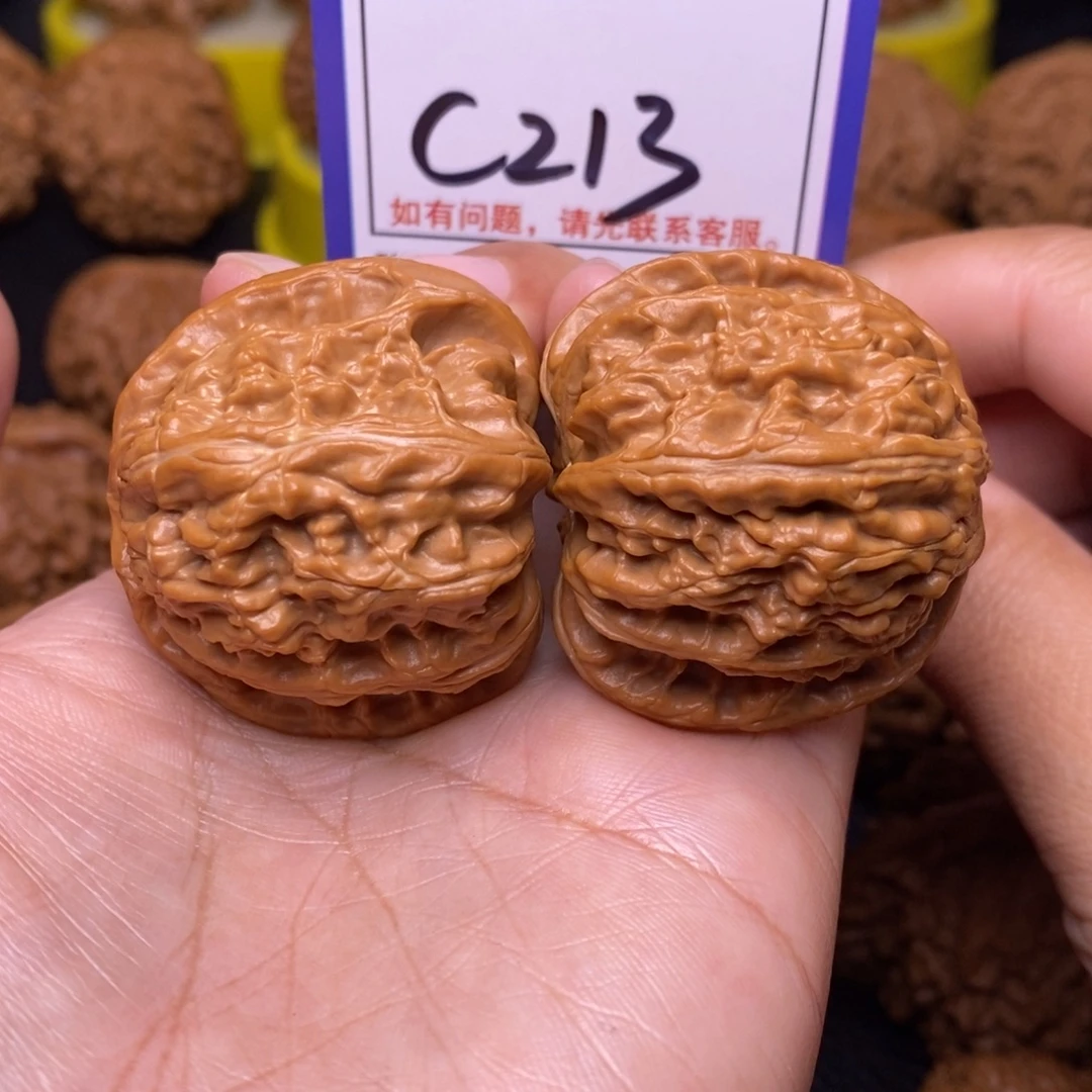 文玩核桃把件40白狮子c213