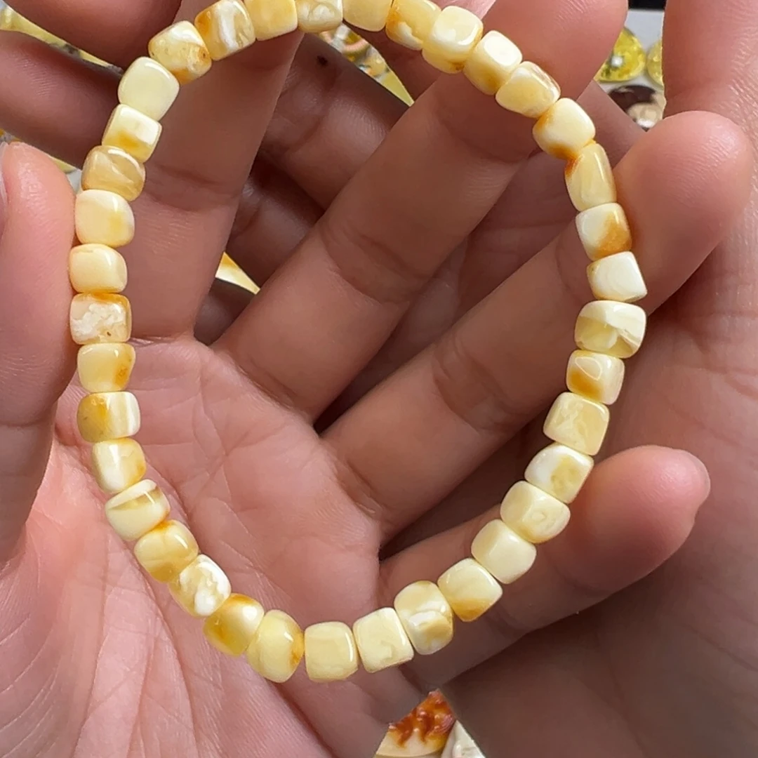 蜜蜡未镶嵌裸石蜜蜡