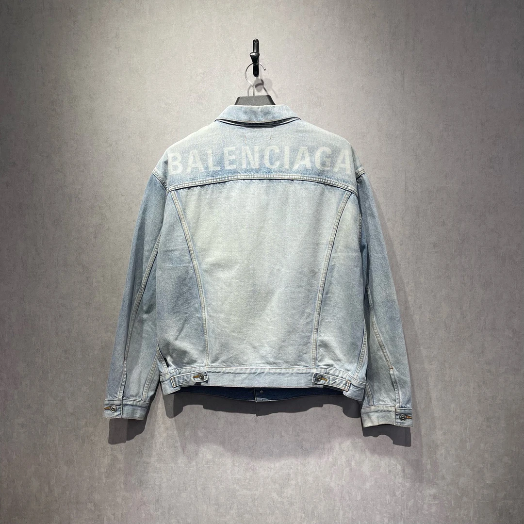 99新 Balenciaga/巴黎世家 后背logo牛仔外套/48码