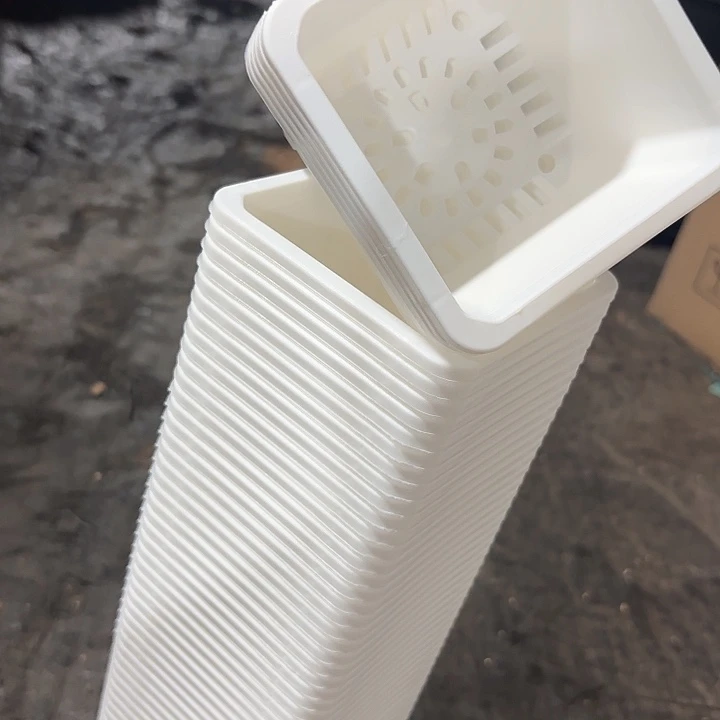 100白方盆9公分高7公分15个