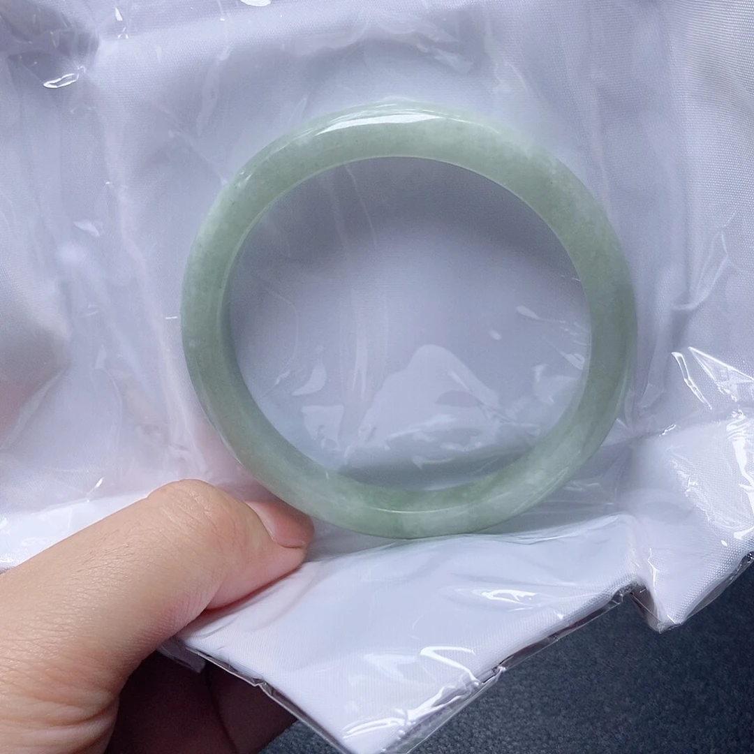 翡翠未镶嵌手镯58.5圈4