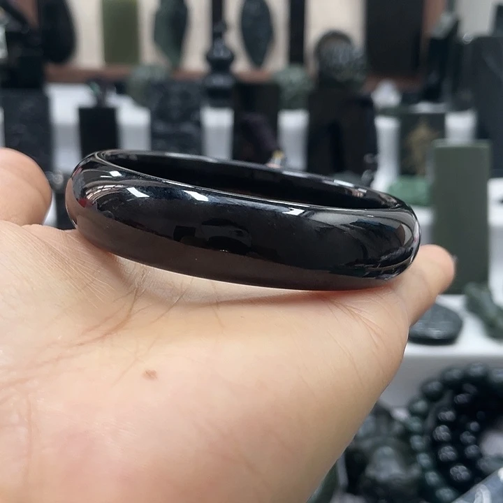 【闪购商品】未镶嵌手镯和田玉（青玉）子*潇