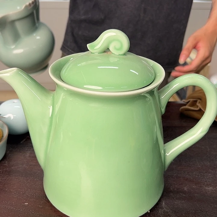 唐***门小米茶器龙泉云间青瓷