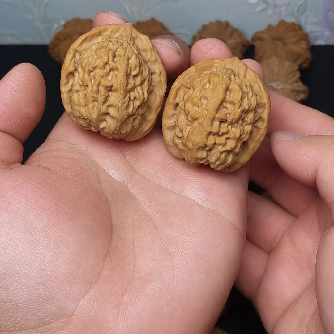 文玩核桃吊坠39核欢