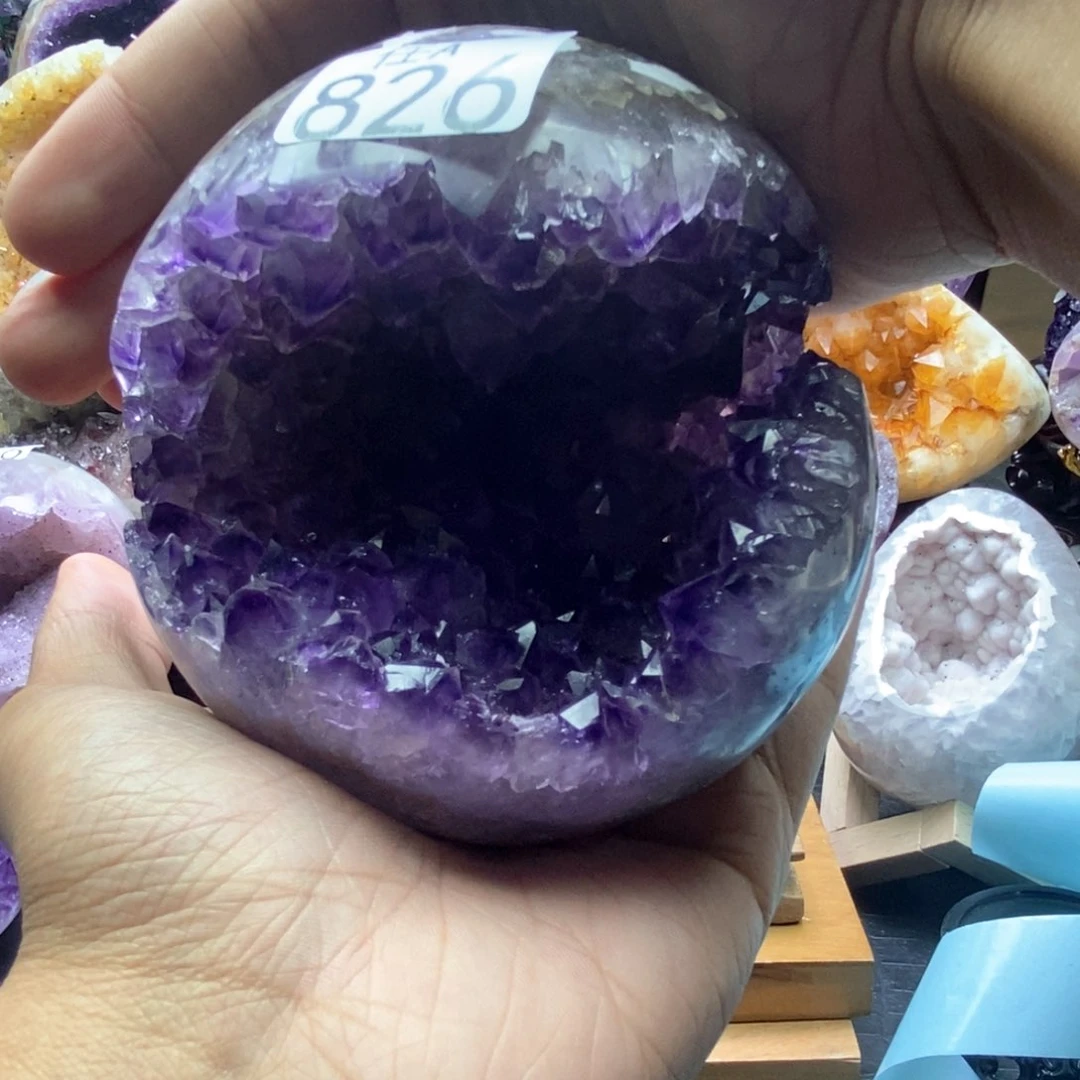 未镶嵌水晶大型摆件（非配饰）