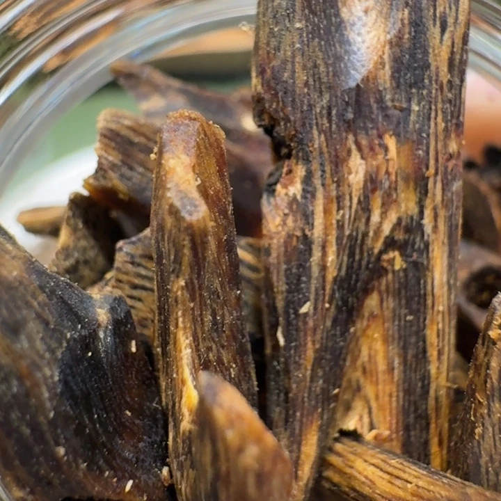 沉香碎屑沉香海南高端红油白棋树心油老料20克