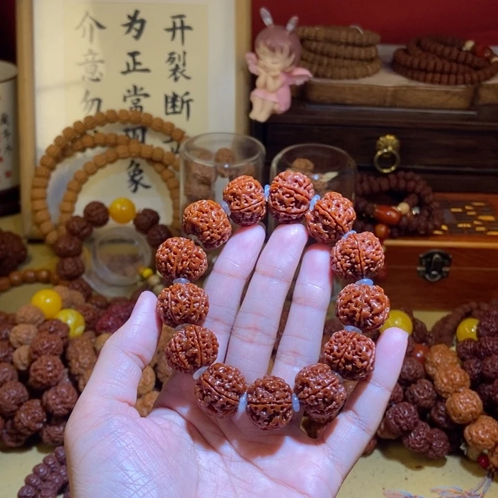 吊坠金刚菩提186玉化