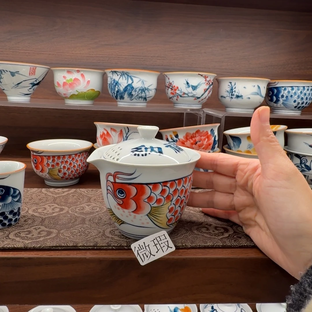 釉下手绘茶具微瑕