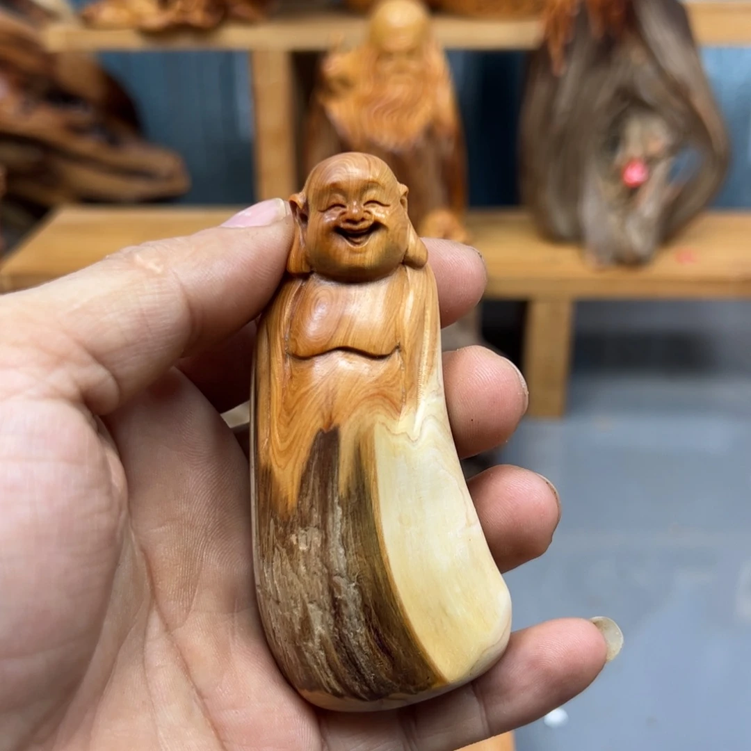 齐***发木崖柏木摆件手把件