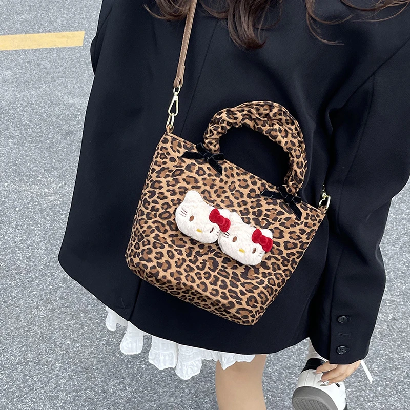 2025新款复古豹纹包包可爱单肩斜挎包女休闲卡通单肩包托特包女包