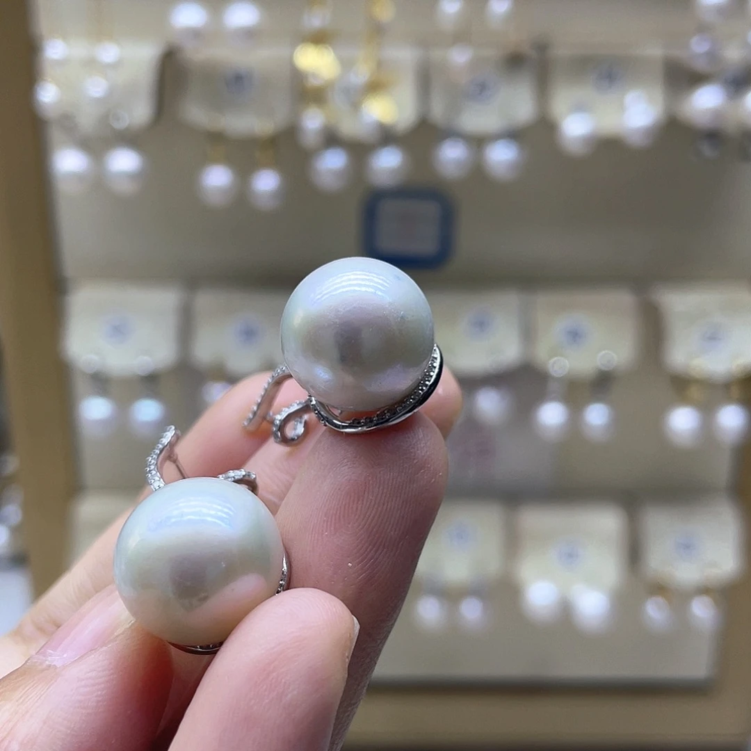 银S925镶嵌淡水珍珠耳饰