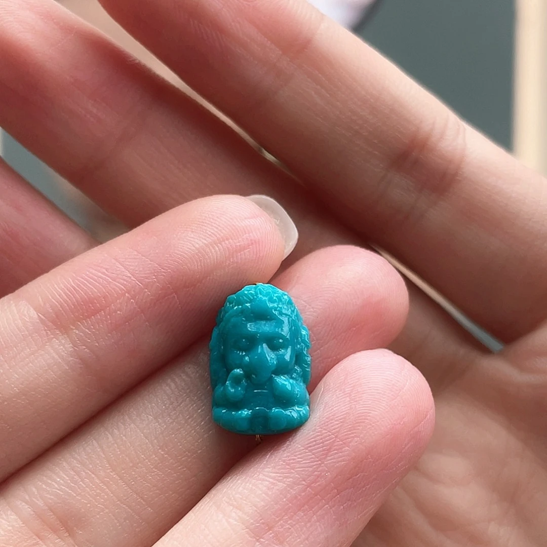 未镶嵌绿松石颈饰