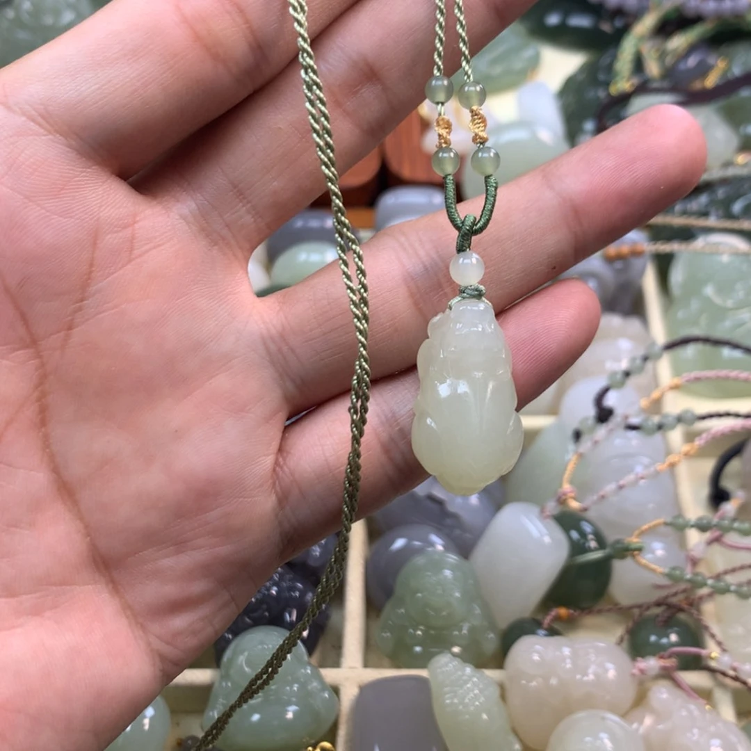 【闪购商品】颈饰未镶嵌和田玉