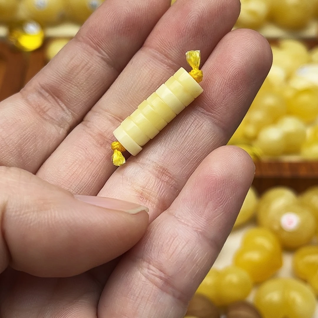 蜜蜡未镶嵌裸石天然