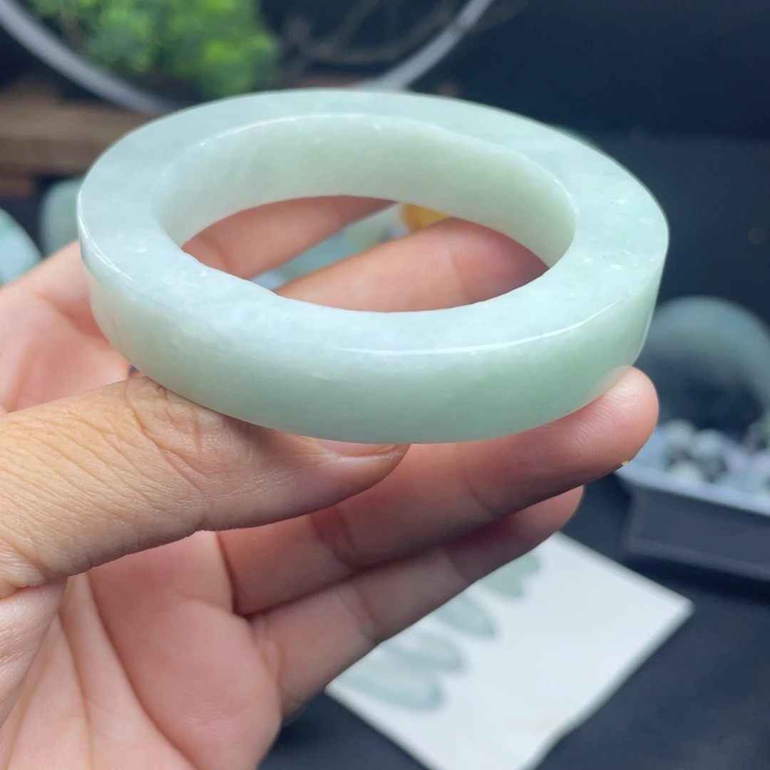 未镶嵌不退不换定制翡翠