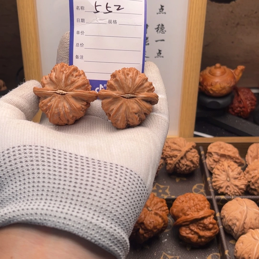 文玩核桃把件552白狮子41全品