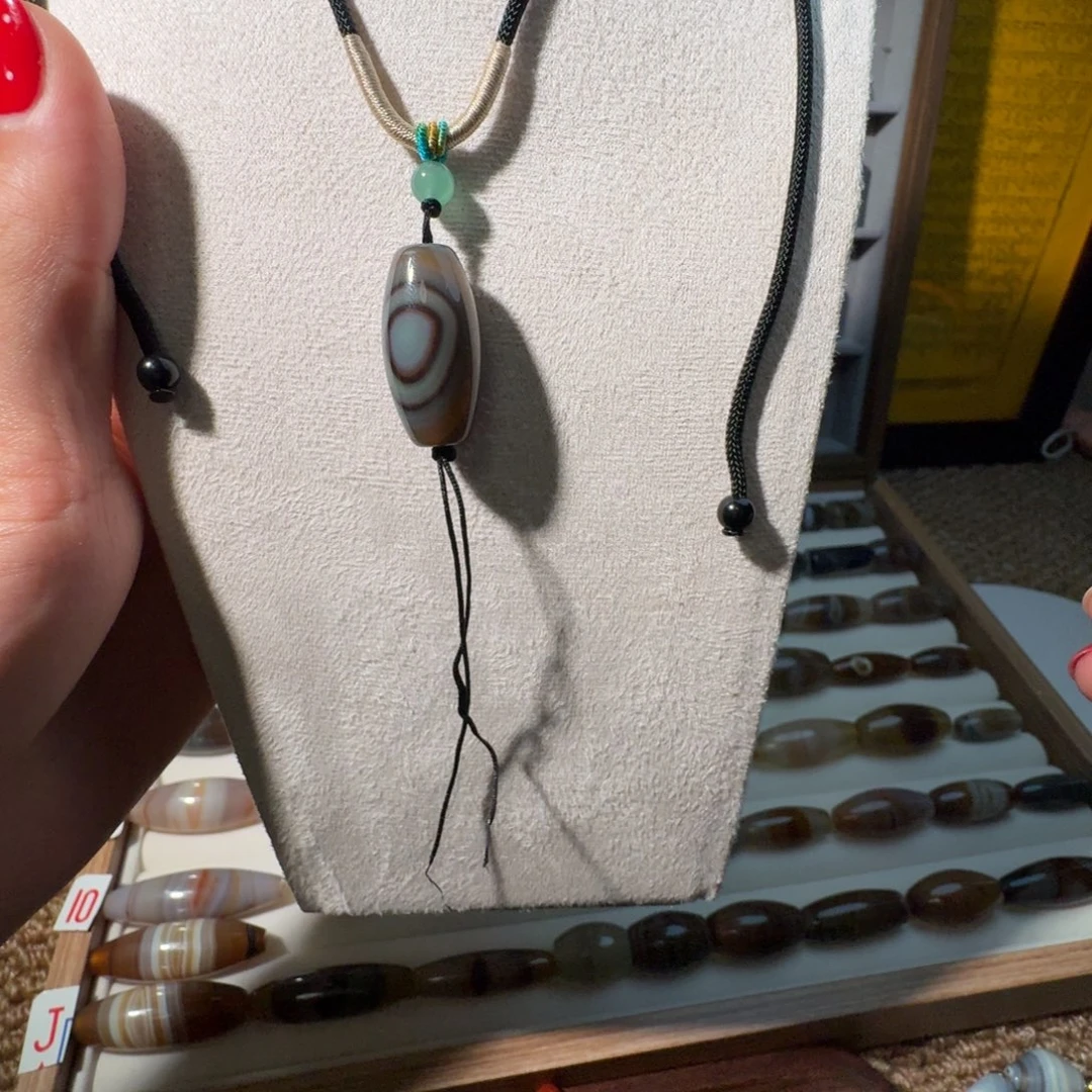 玛瑙/玉髓合金颈饰