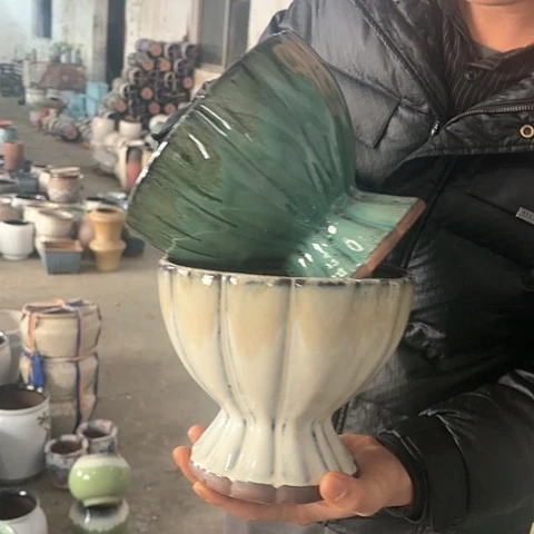 红陶瑕疵20/17两个