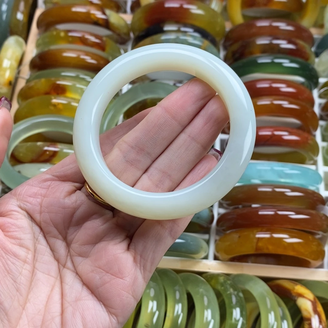 未镶嵌蛇纹石玉手镯এ****এ
