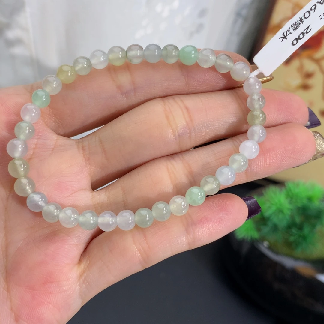 和***璧翡翠未镶嵌手串卡5胶润马卡龙手串