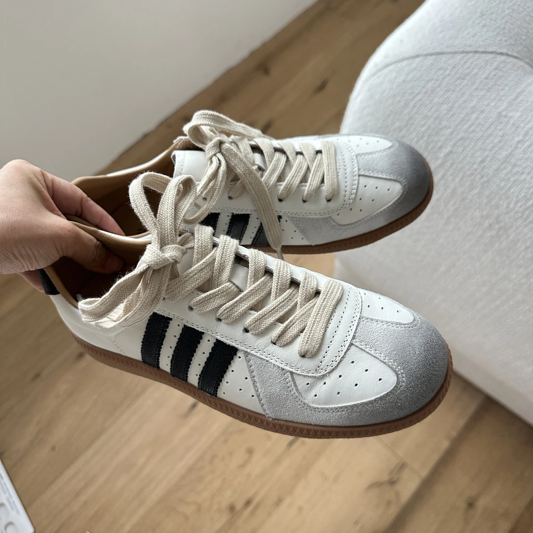 韩国新款真皮牛皮撞色银色时尚感强德训系带休闲鞋