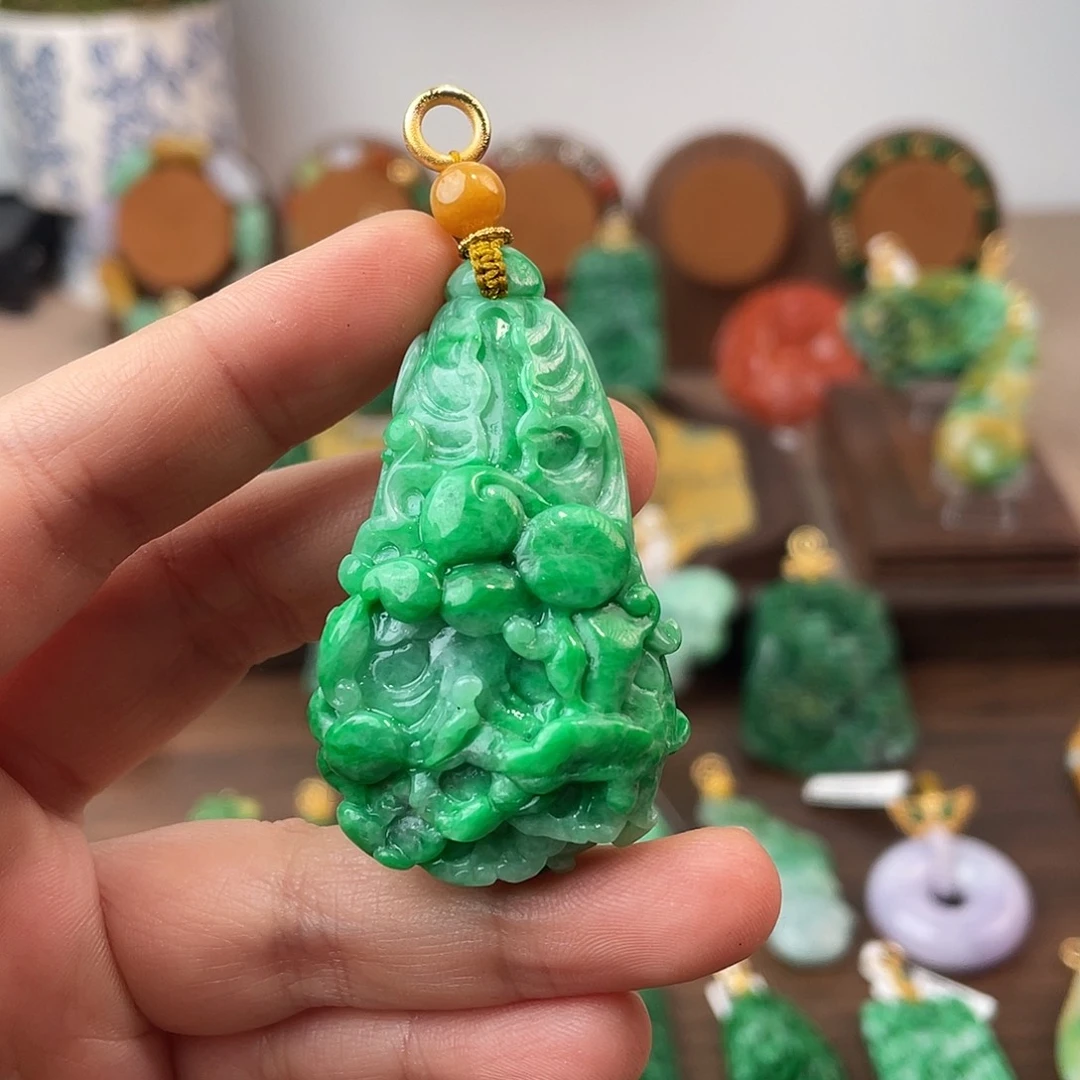 翡翠未镶嵌吊坠(不含链)福利