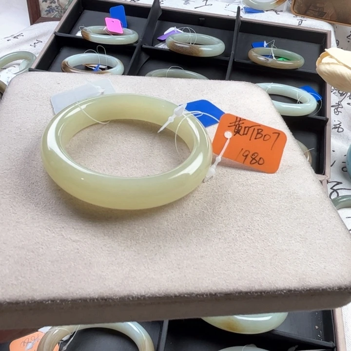 未镶嵌手镯和田玉玲珑美镯50.7