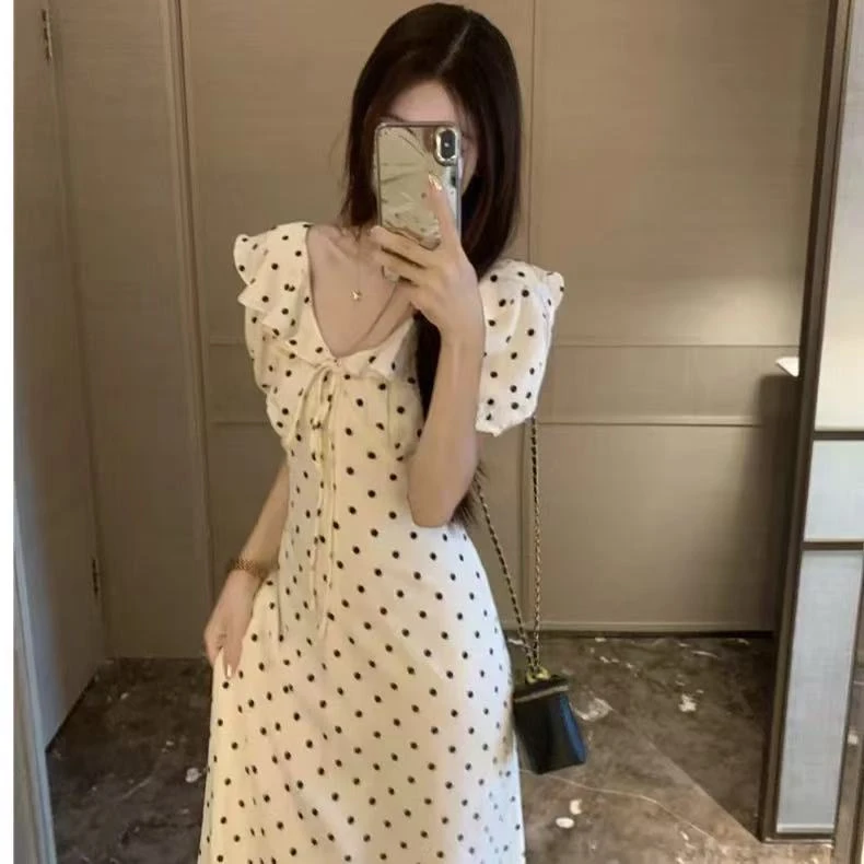 波点夏季连衣裙法式春日碎花裙方领泡泡袖甜辣千金风