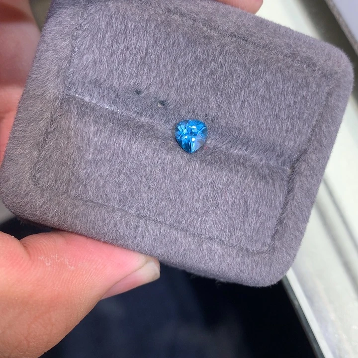 托帕石裸石未镶嵌裸石