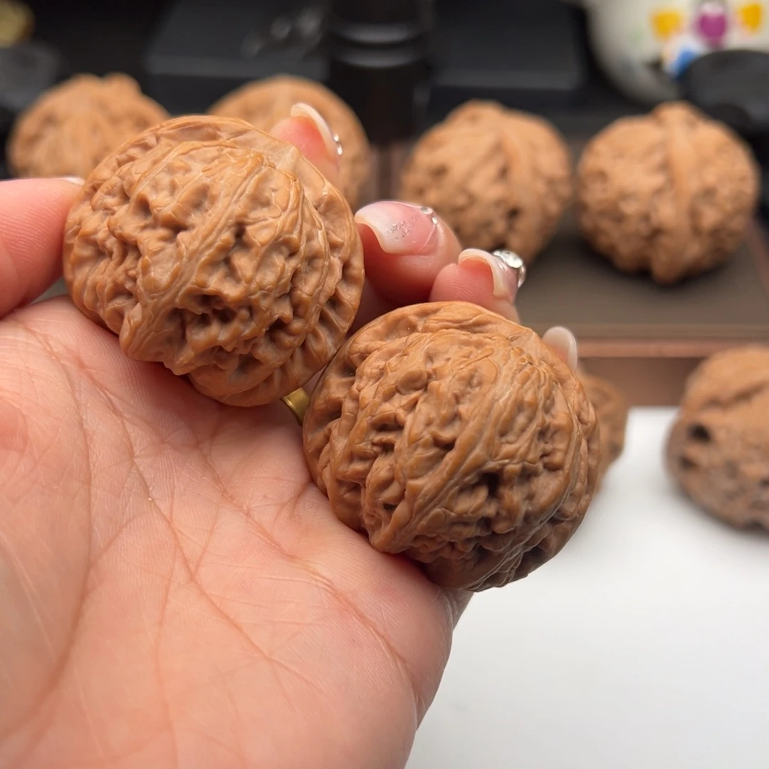 文玩核桃把件红锦鲤41