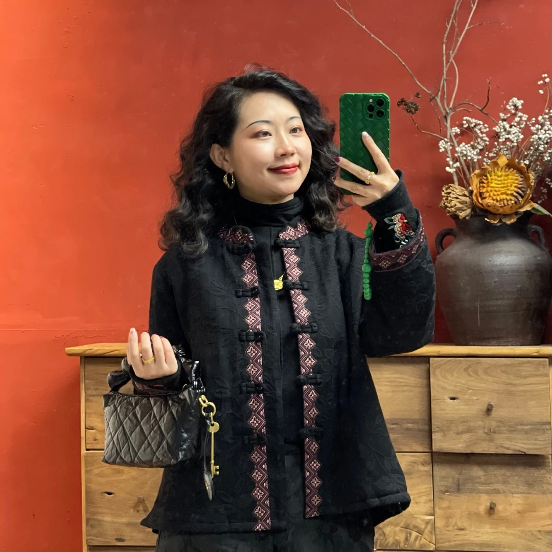 羊在在【画中仙】民族风正肩刺绣上衣国风禅意秋冬提花外套YW0978