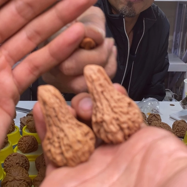 文玩核桃吊坠文玩核桃官帽鸭嘴