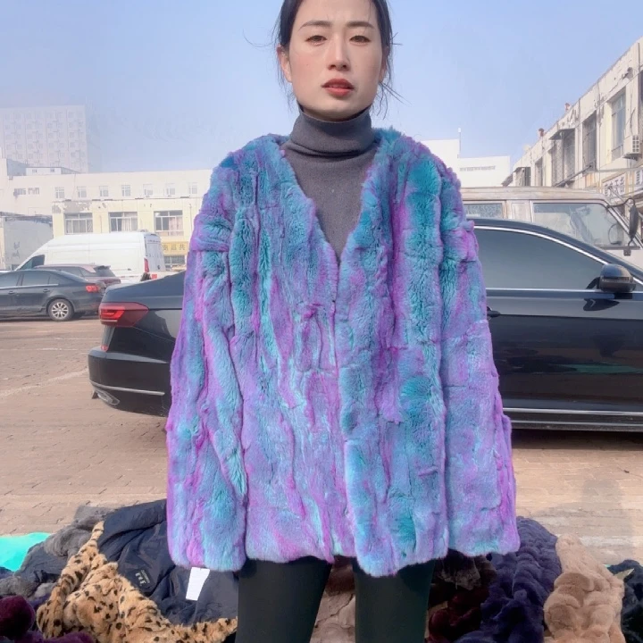 炫彩蓝短款v领小码120斤