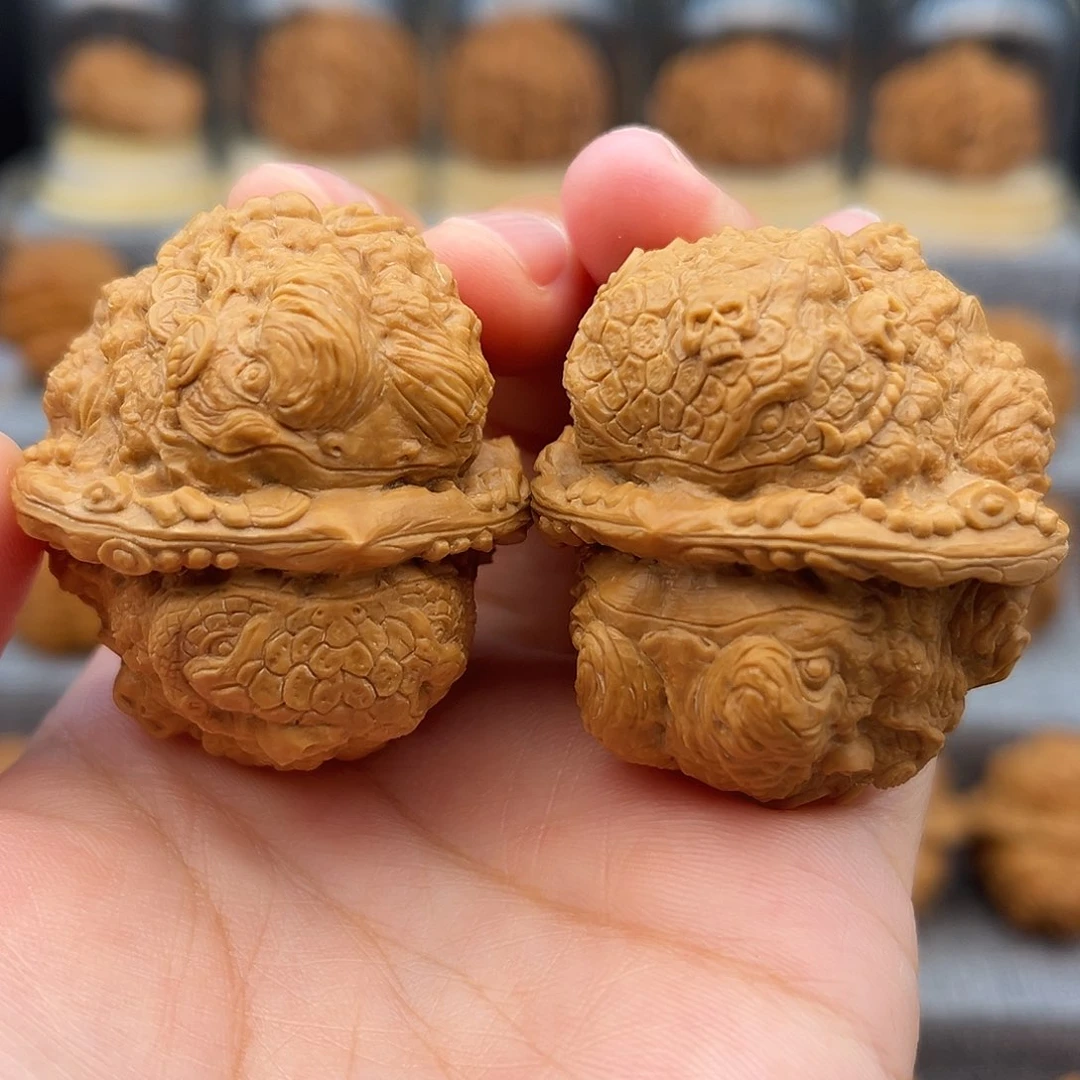 核桃把件金蟾蛇蟾