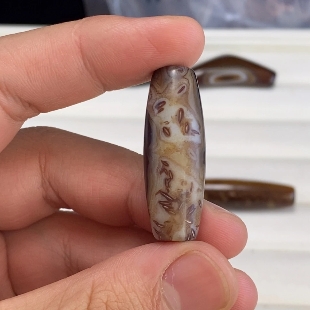 未镶嵌颈饰玛瑙/玉髓艺**安