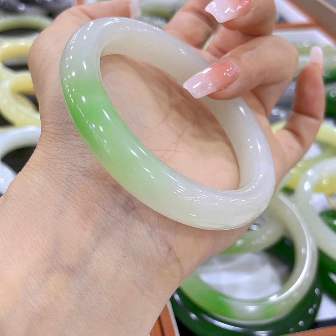 未镶嵌手镯和田玉小*