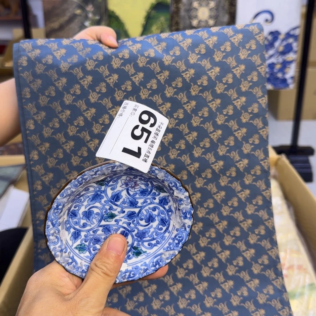 手工艺品琉璃?***运小雨