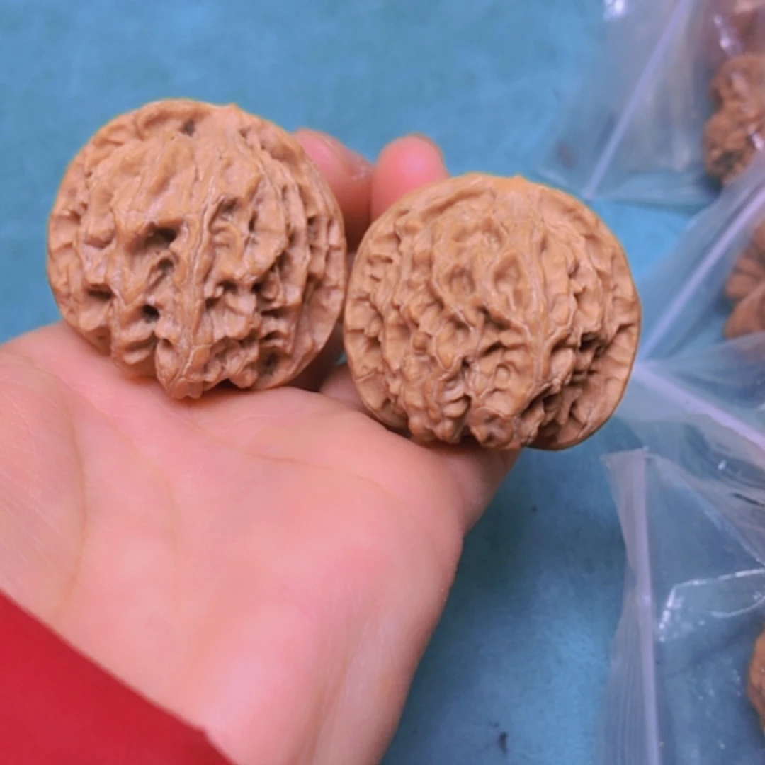 【闪购商品】摆件核桃39.5苹果有修