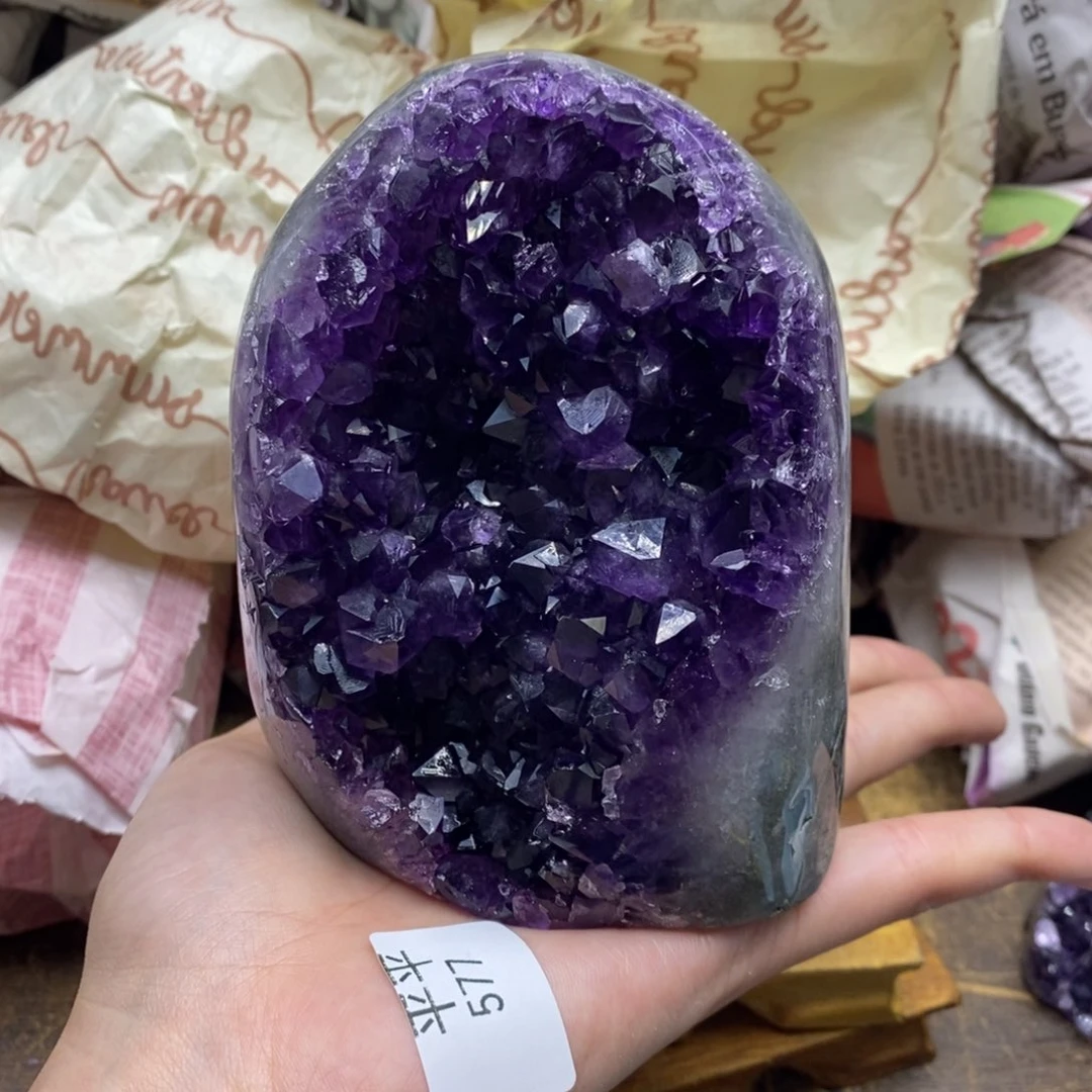 紫晶乌拉圭未镶嵌