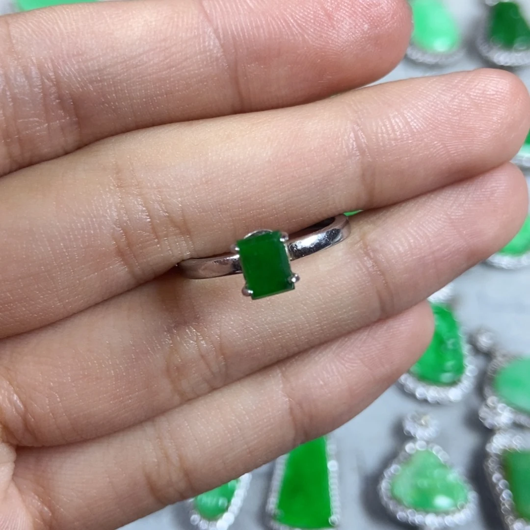 未镶嵌戒指翡翠无事牌