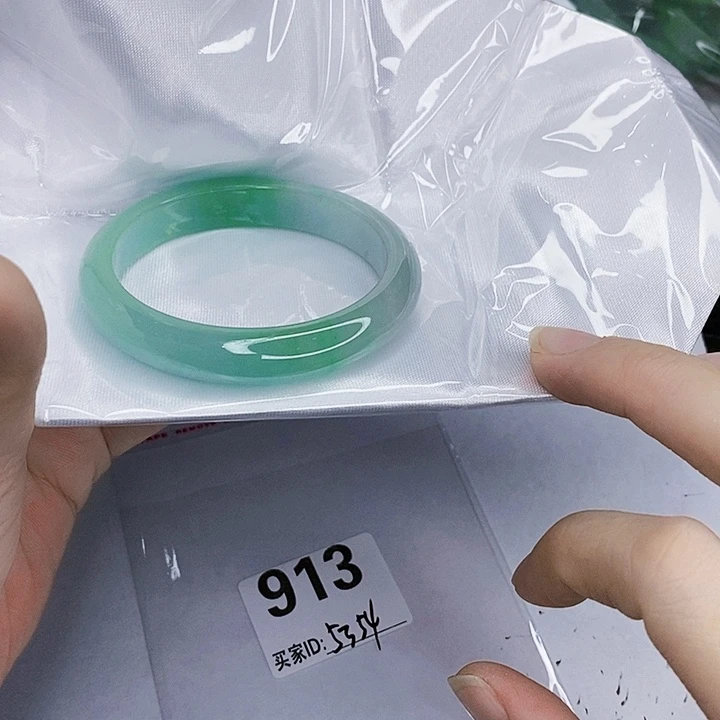 翡翠未镶嵌手镯一图一物实物为准