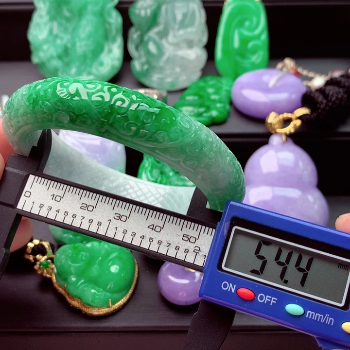 未镶嵌手镯翡翠A货