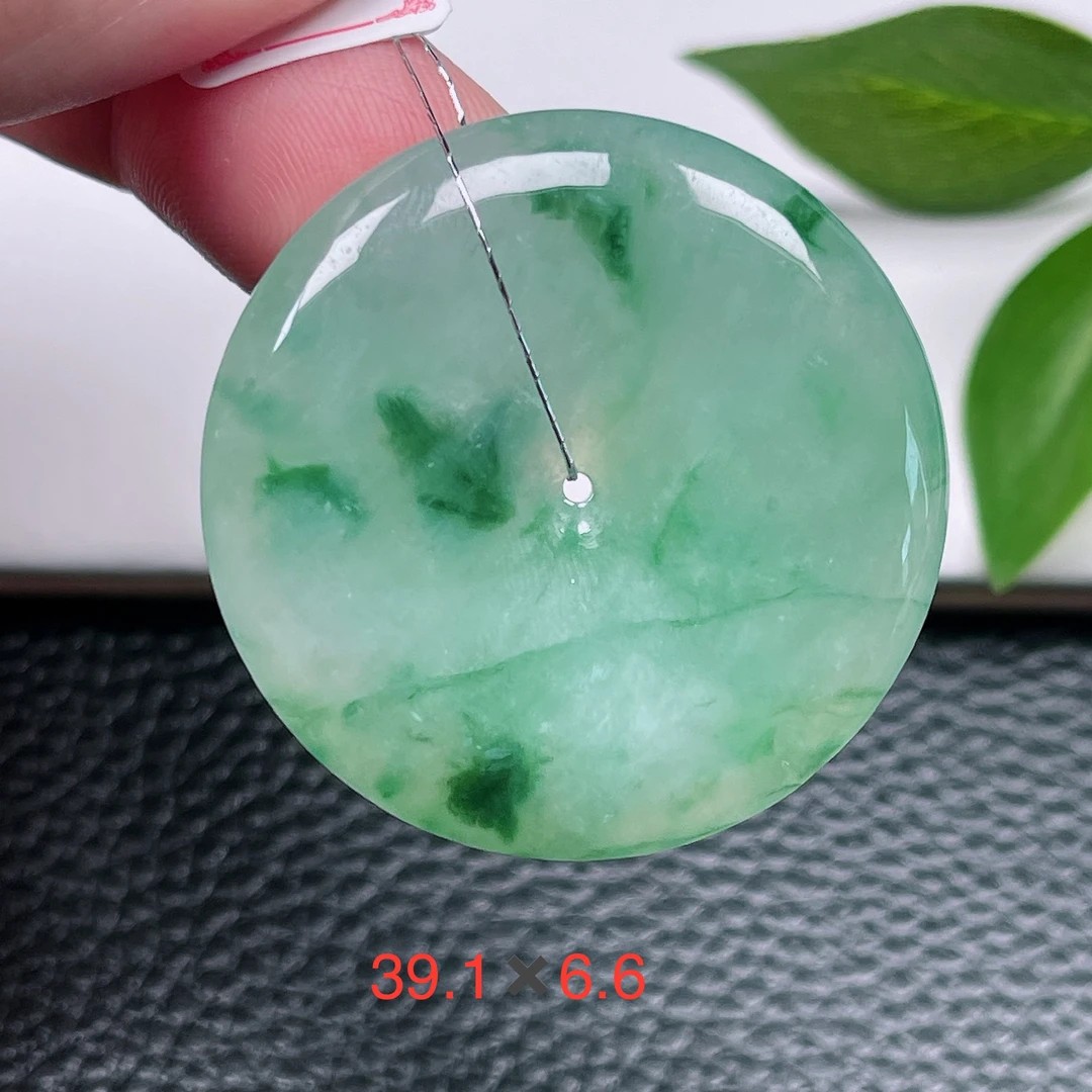 天然缅甸翡翠A货～冰糯种飘绿花平安扣吊坠厚装大件细腻玉扣挂件59